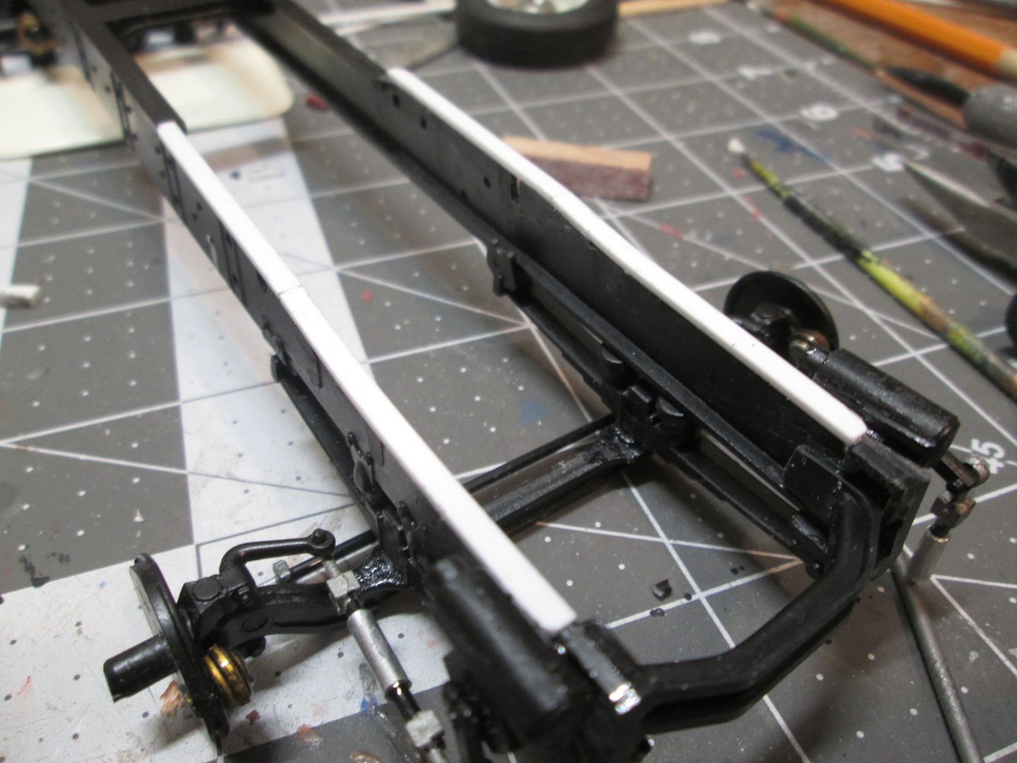 GMC B-7000 - Page 4 - On the Workbench: Big Rigs - Model Cars Magazine
